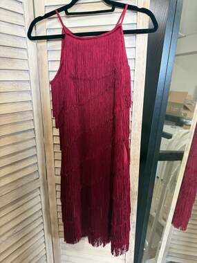 EUC White House Black Market Dark Red Tiered Fringe Sleeveless Dress Size S